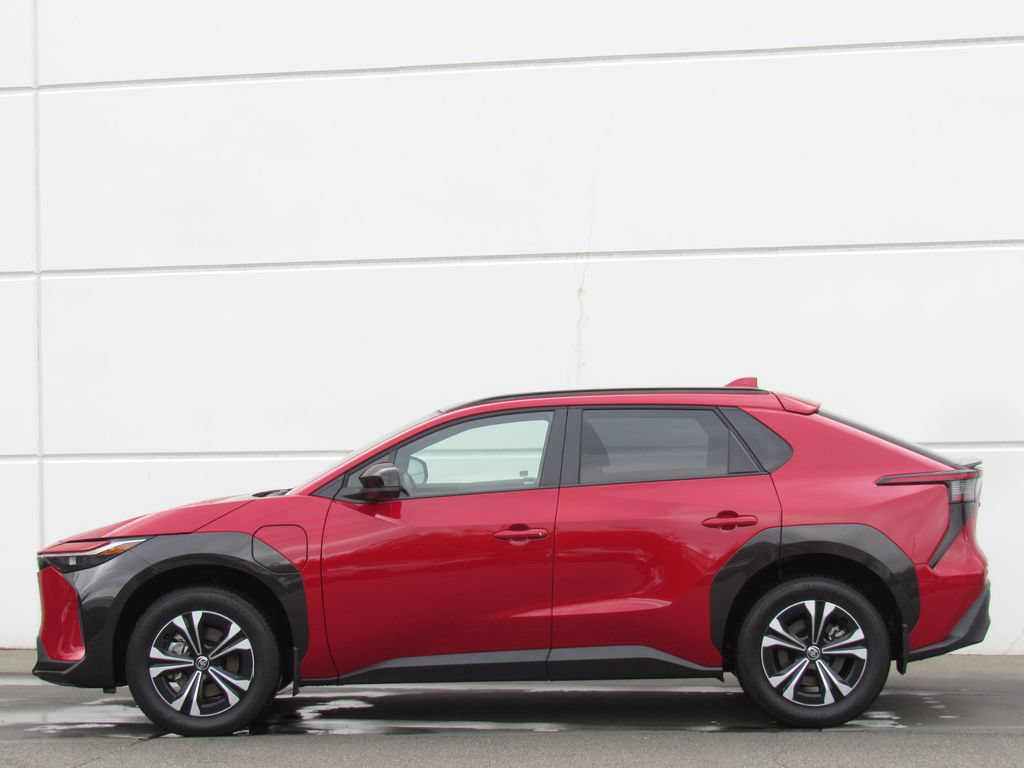 Certified 2024 Toyota bZ4X AWD w/ Weather Package image 4