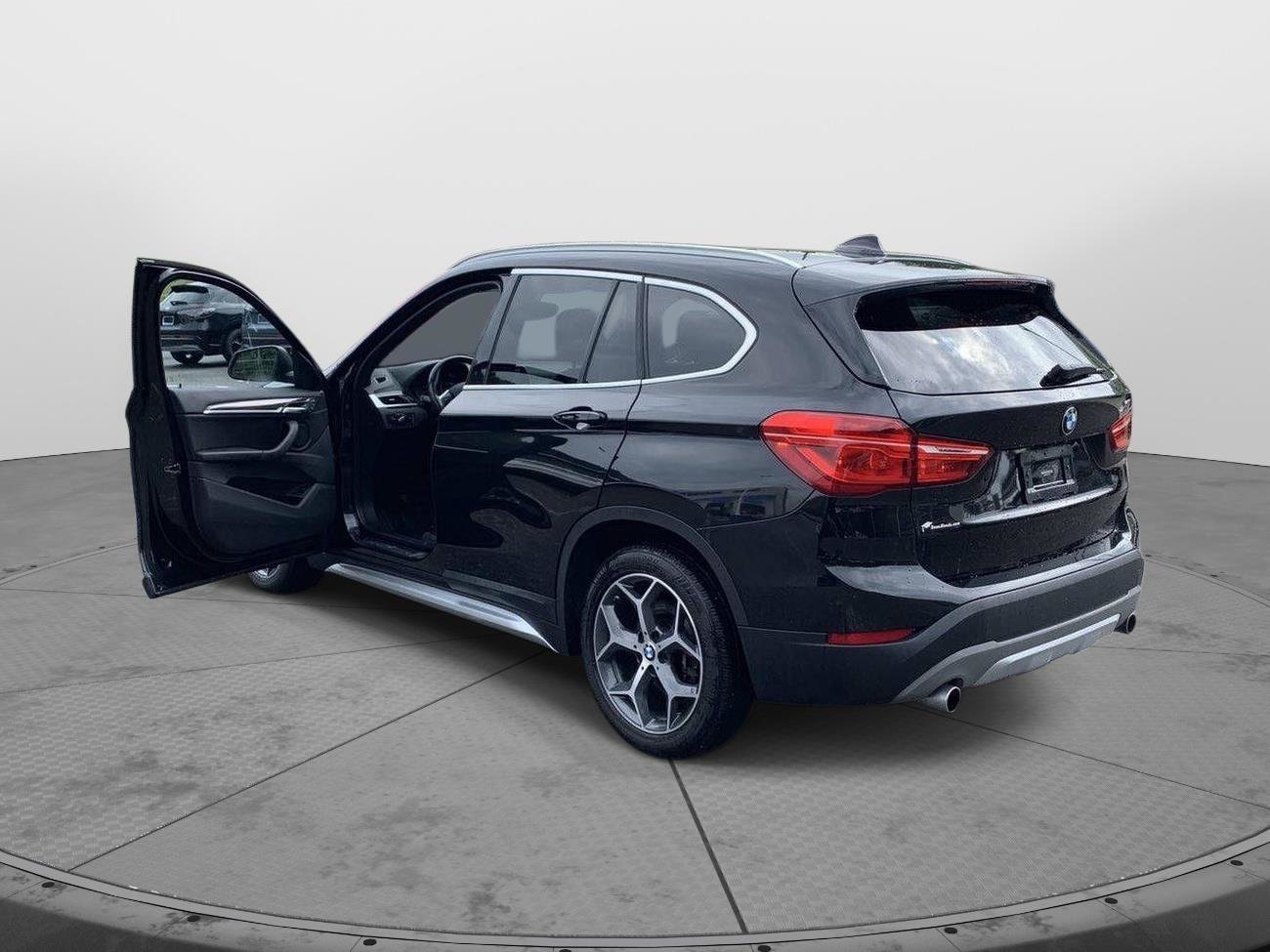 Used 2018 BMW X1 xDrive28i AWD/4WD image 8