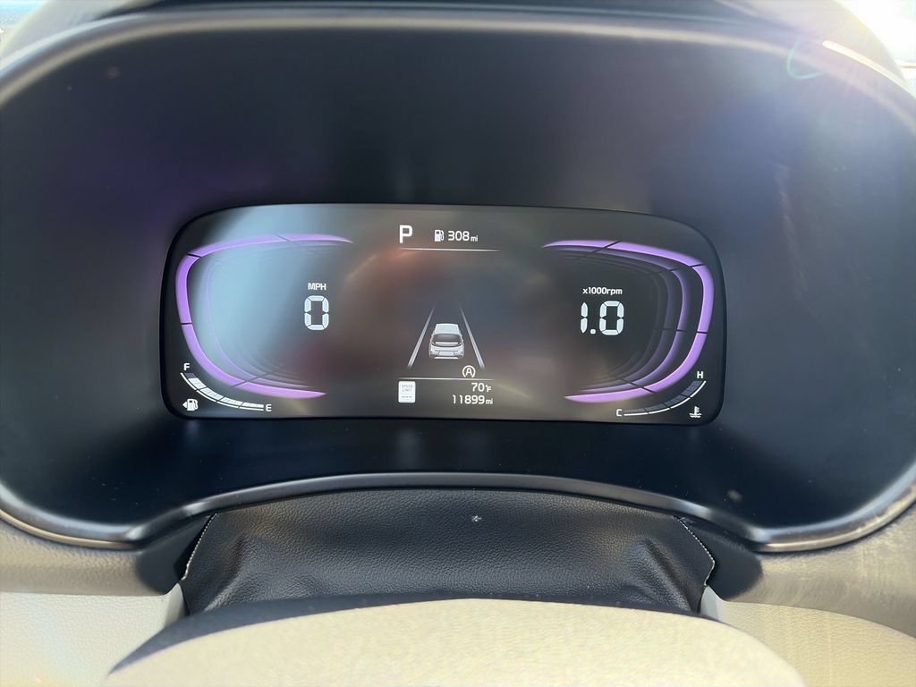 Used 2025 Kia Soul LX w/ LX Technology Package FWD image 15