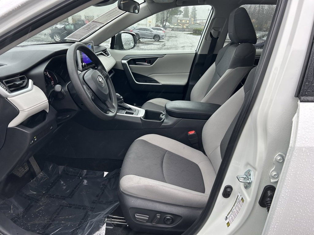 Certified 2025 Toyota RAV4 XLE w/ Convenience Package image 10