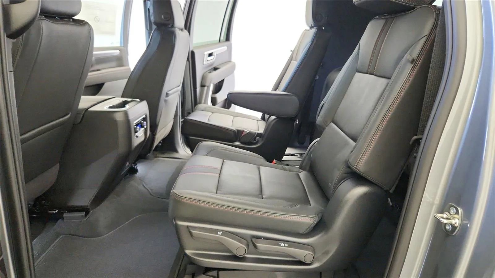 New 2026 Chevrolet Suburban RST w/ Comfort Package image 37