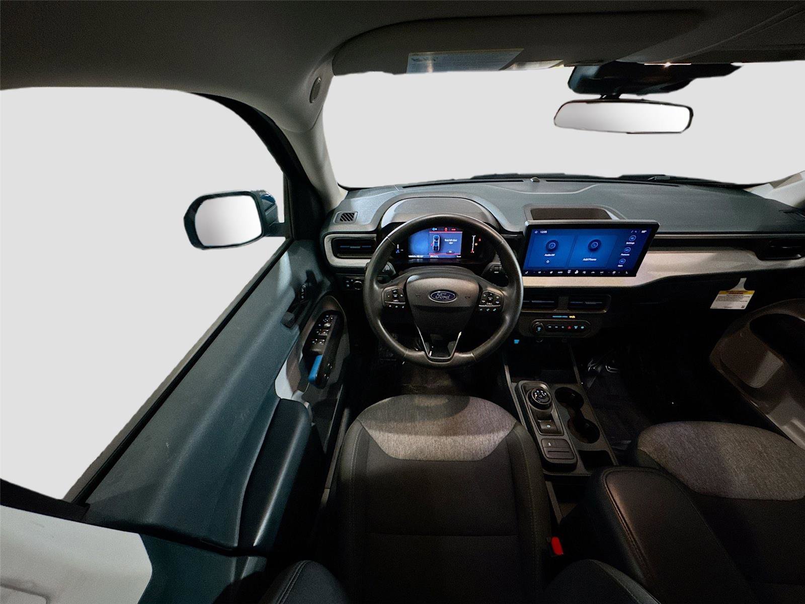 Used 2025 Ford Maverick XLT w/ XLT Luxury Package image 3