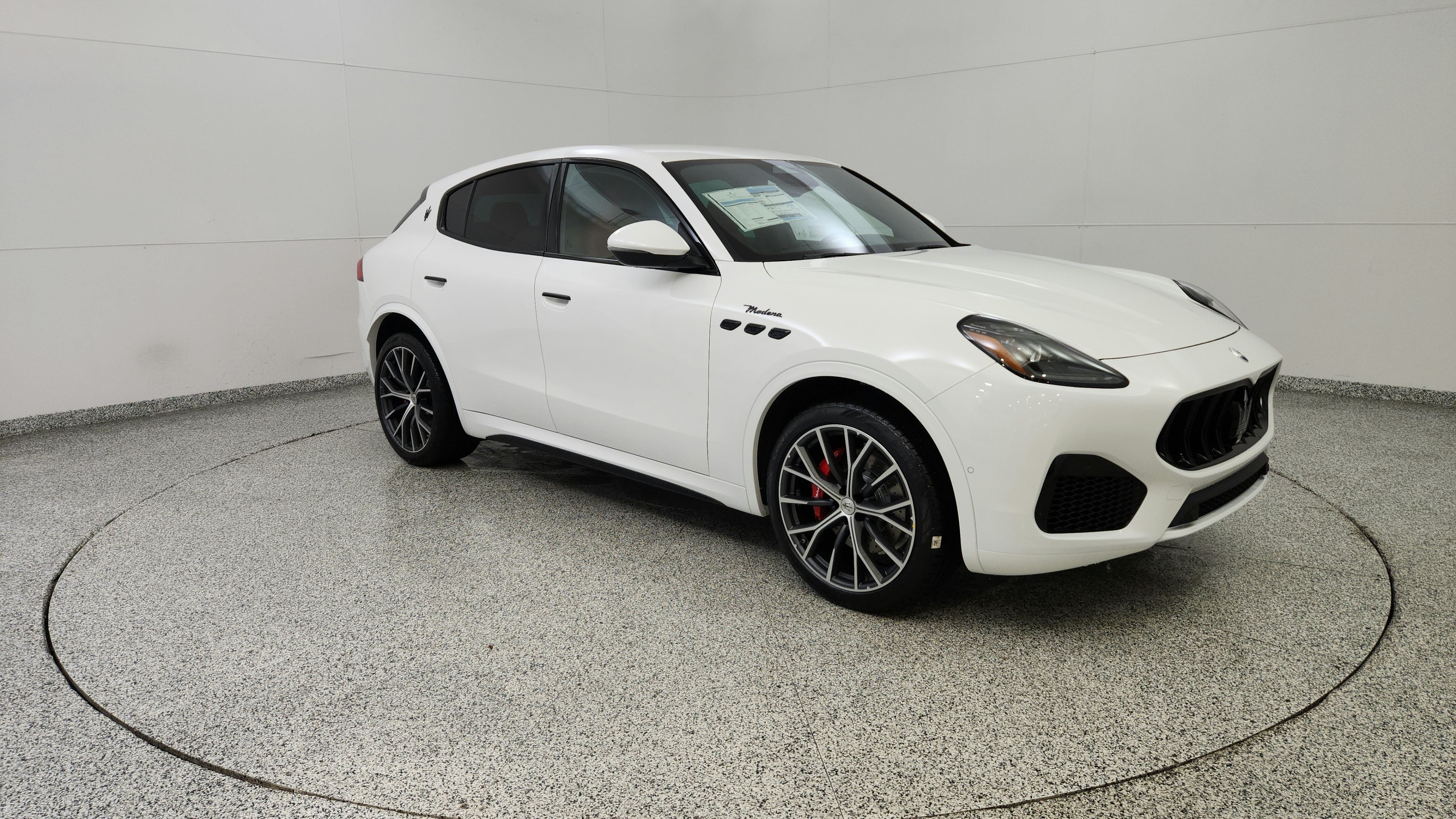 New 2026 Maserati Grecale Modena AWD/4WD image 1