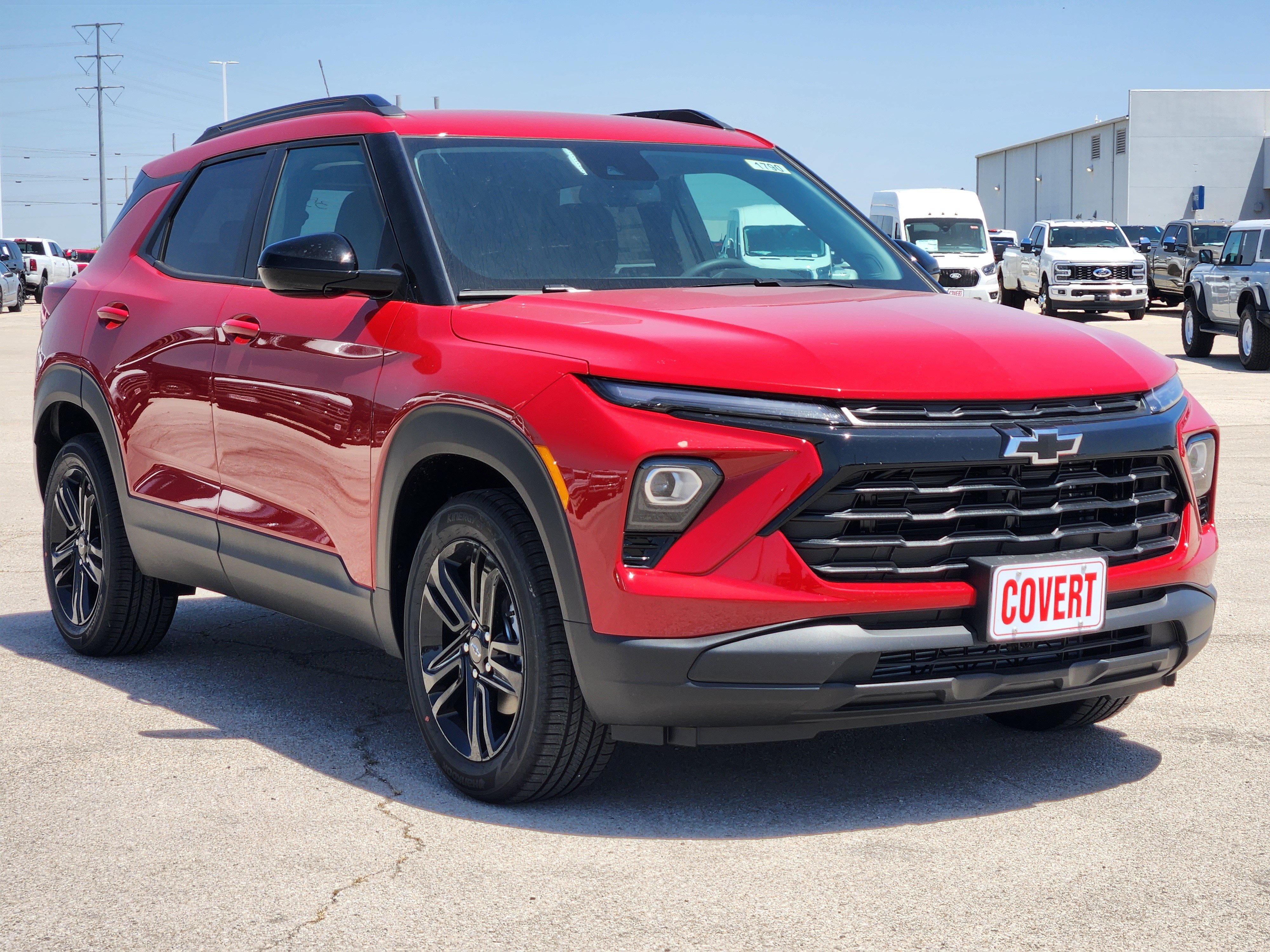 New 2026 Chevrolet TrailBlazer LT w/ Midnight Edition FWD image 2