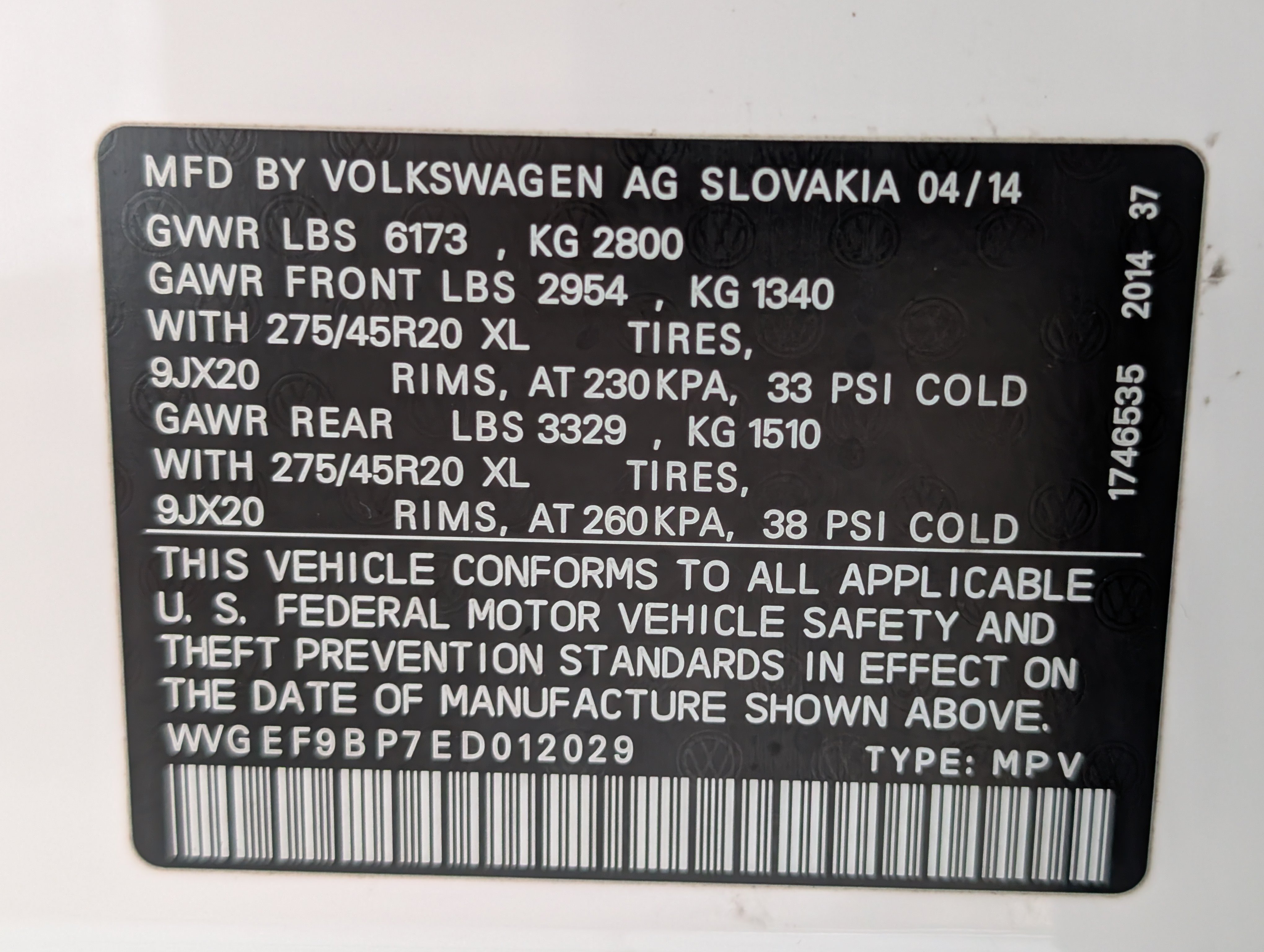 Used 2014 Volkswagen Touareg Executive AWD/4WD image 41