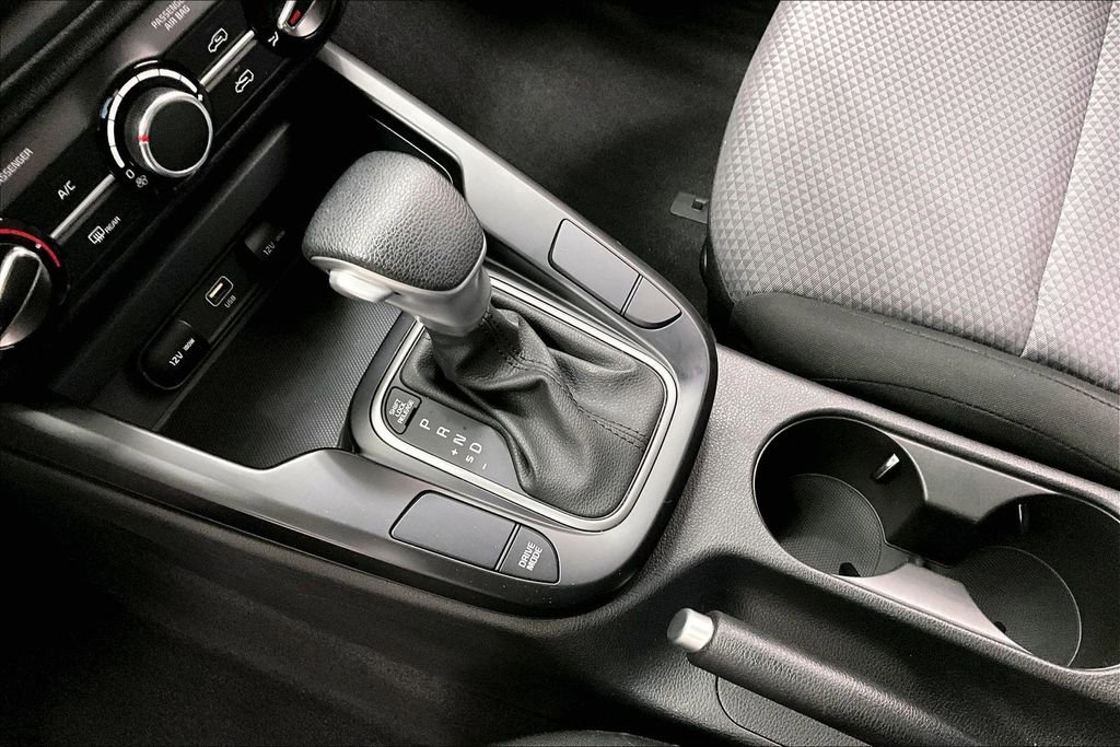 Used 2023 Kia Soul LX w/ LX Technology Package FWD image 14