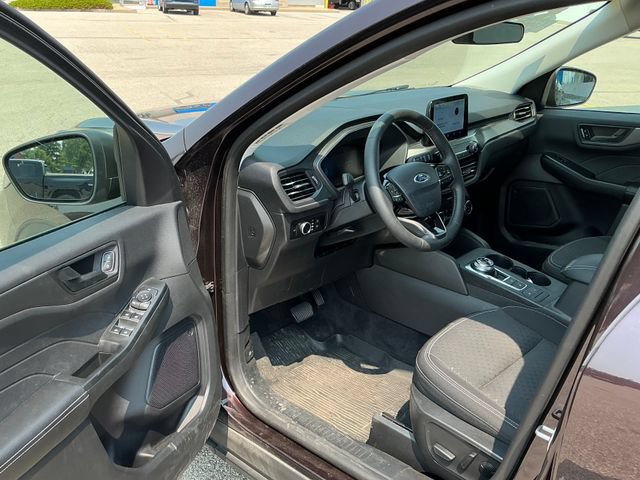 Used 2023 Ford Escape Active AWD/4WD image 6