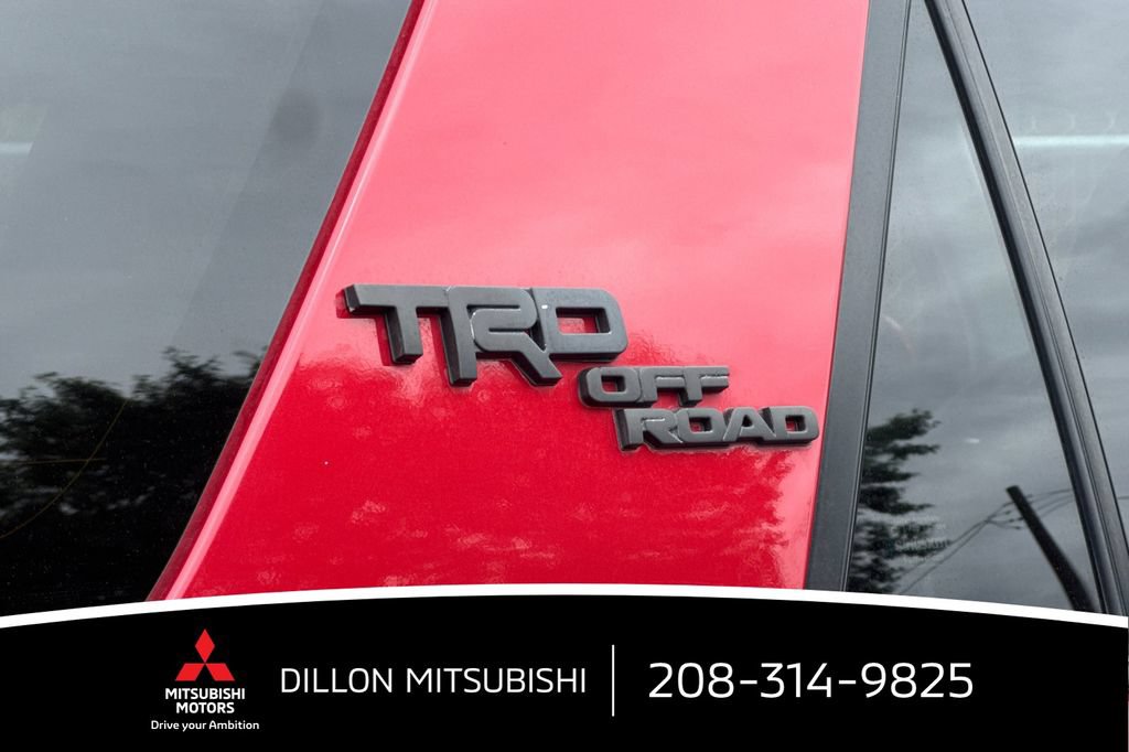 Used 2021 Toyota 4Runner TRD Off-Road Premium w/ Moonroof Package AWD/4WD image 30