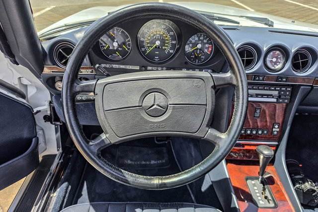 Used 1988 Mercedes-Benz 560 SL image 37