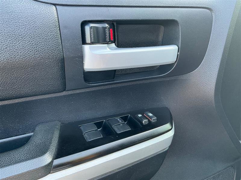 Used 2016 Toyota Tundra SR5 w/ TRD Off Road Package image 18