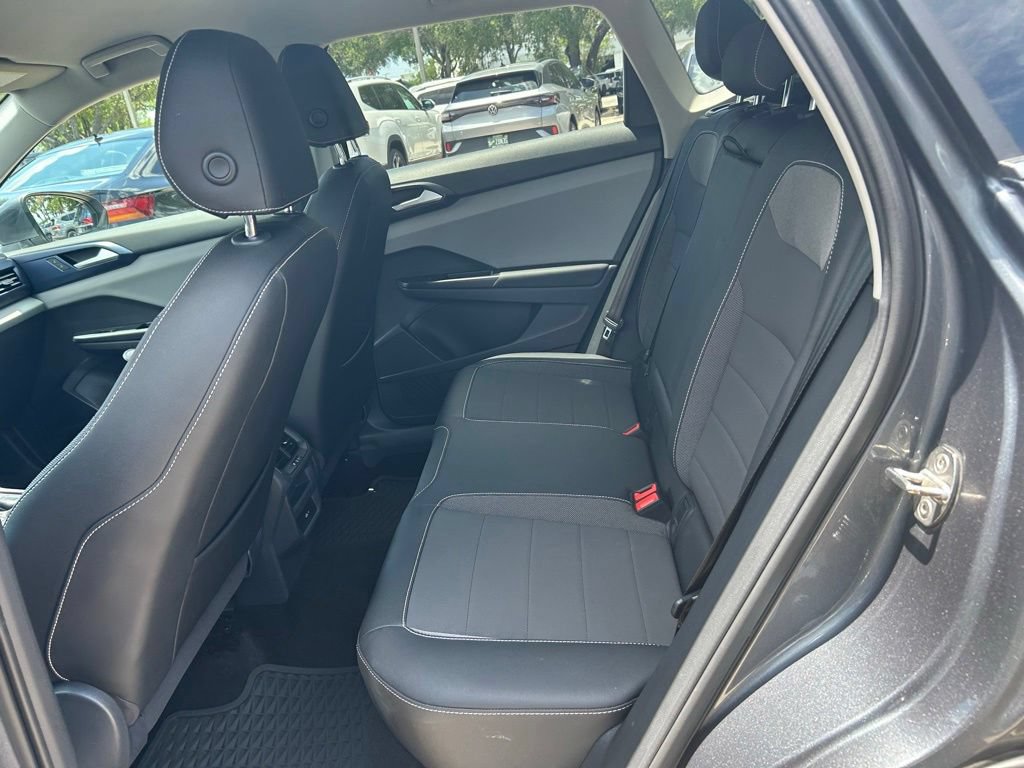 Certified 2022 Volkswagen Taos SE AWD/4WD image 48
