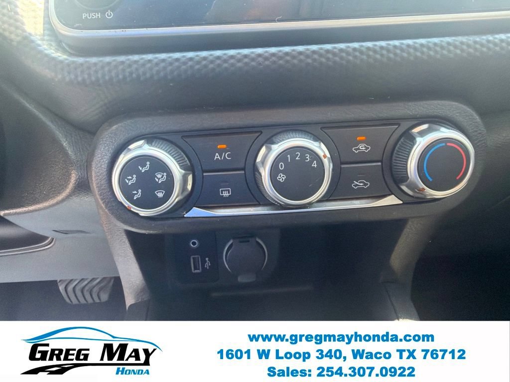 Used 2021 Nissan Kicks S FWD image 19