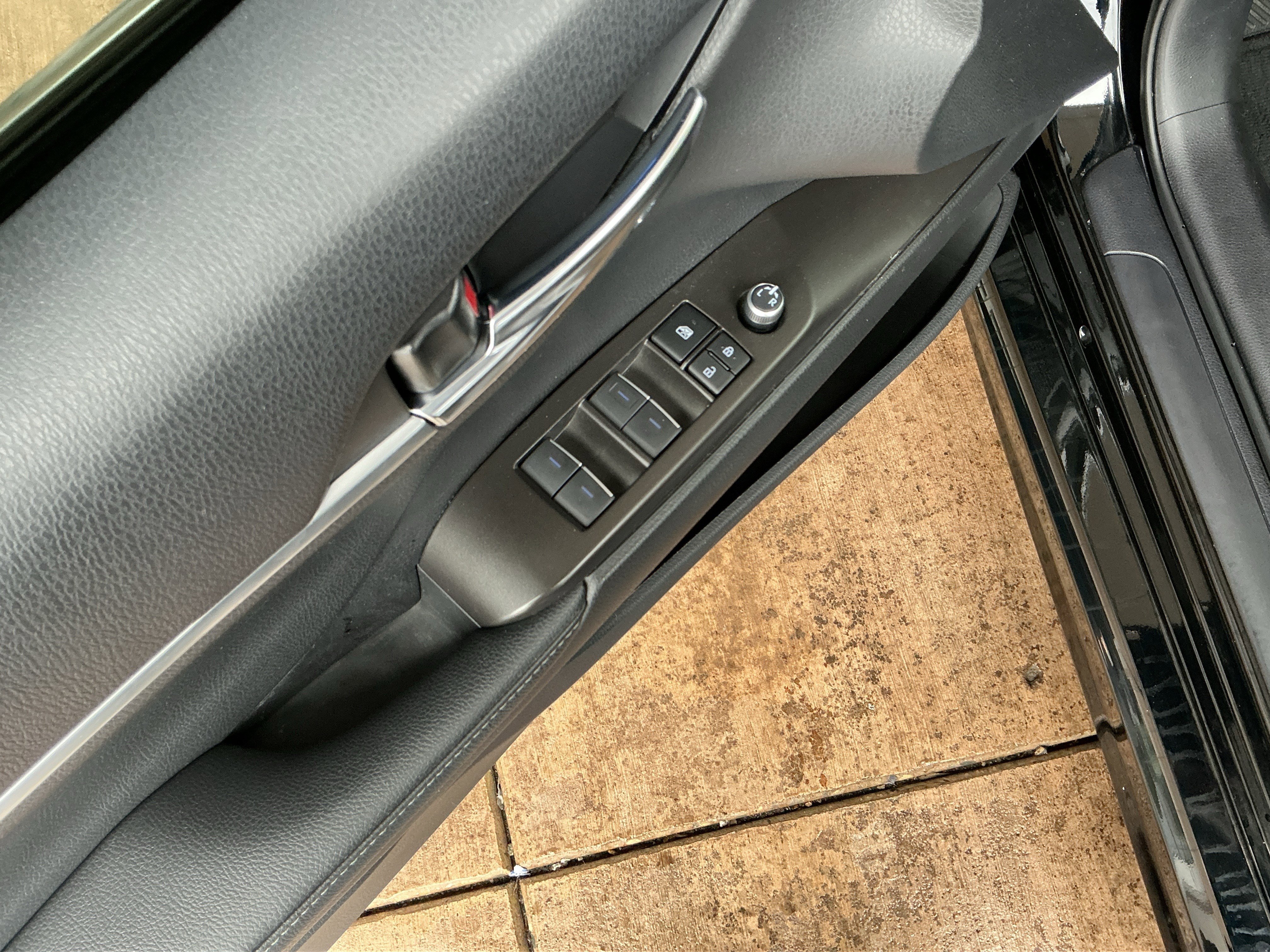 Used 2023 Toyota Camry XSE image 15