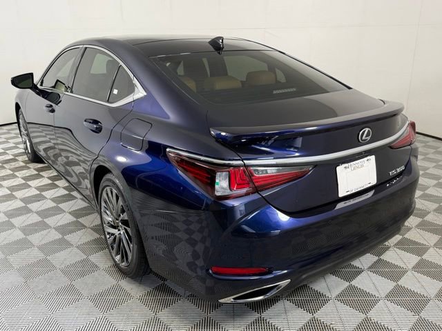 New 2025 Lexus ES 350 Ultra Luxury image 4
