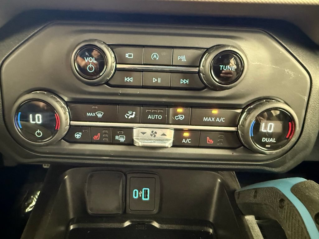Used 2023 Ford Bronco Wildtrak AWD/4WD image 34