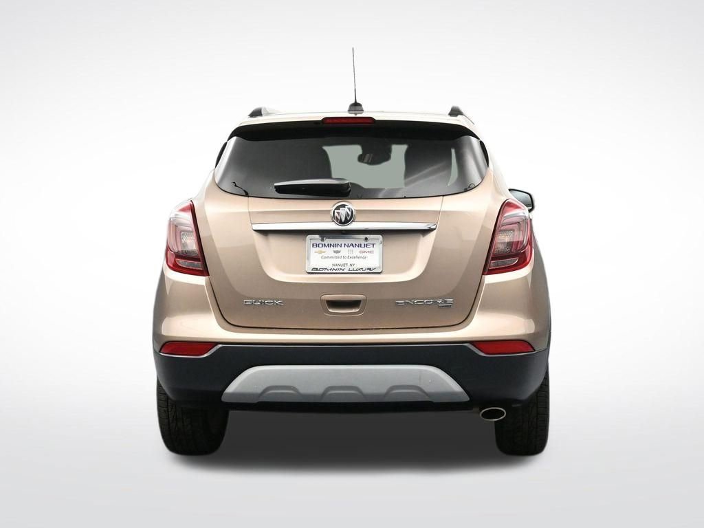 Used 2018 Buick Encore Preferred AWD/4WD image 4