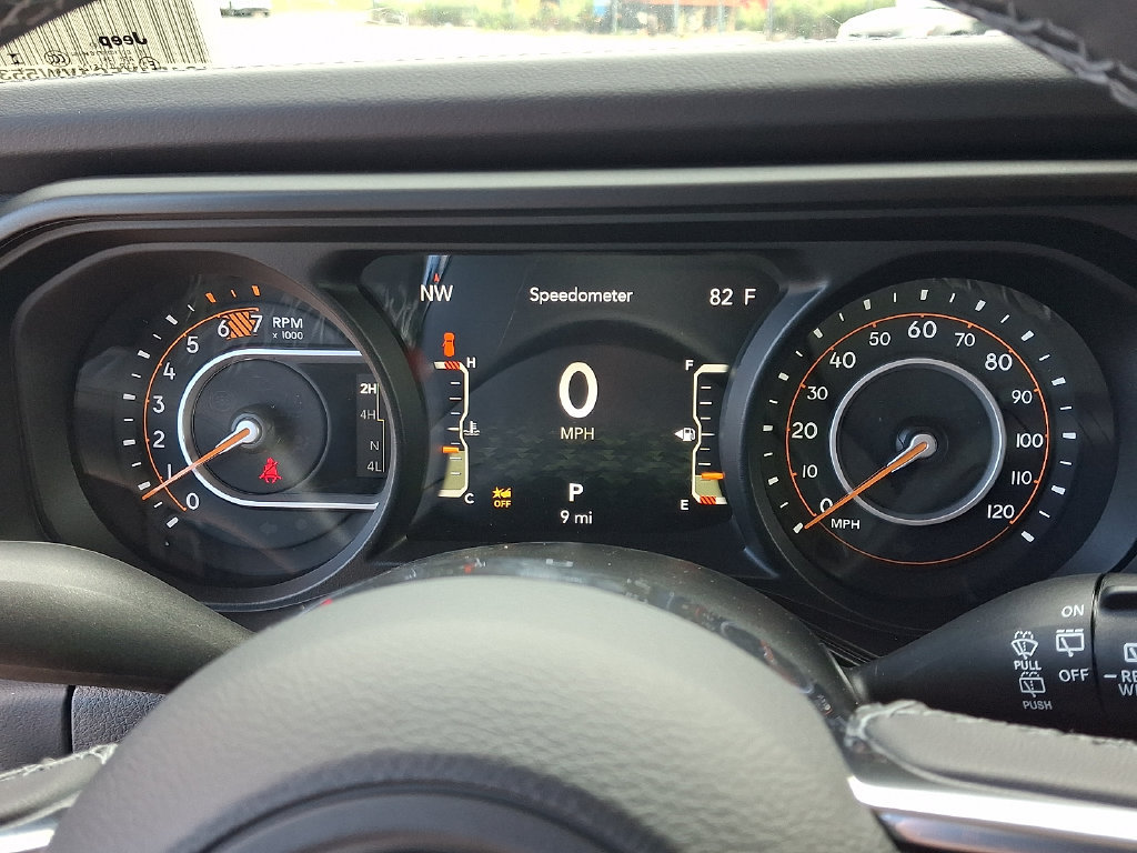 New 2027 Jeep Wrangler Unlimited Sahara AWD/4WD image 18