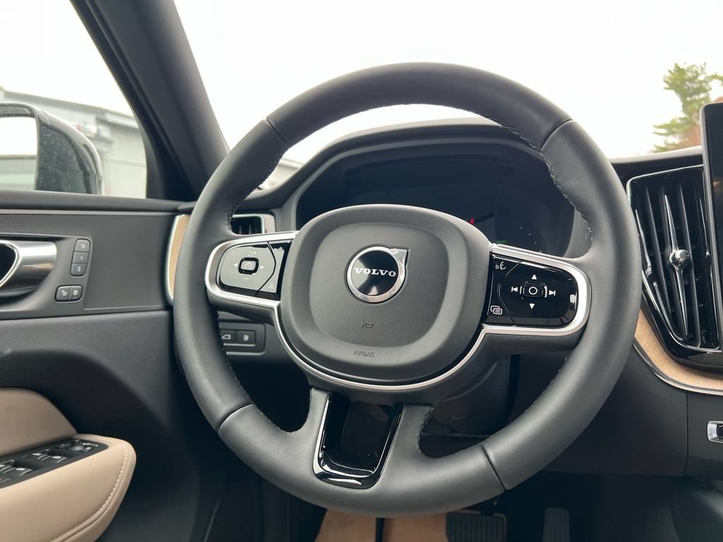 New 2026 Volvo XC60 T8 Plus w/ Protection Package Premier AWD/4WD image 23