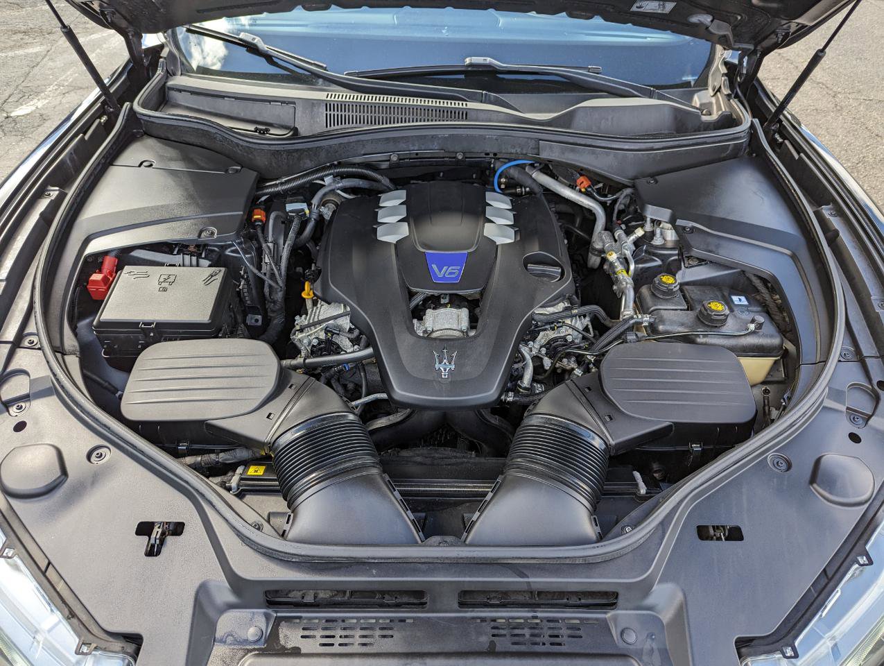 Used 2022 Maserati Levante Modena image 48