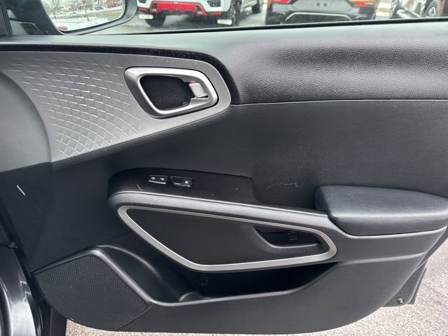 Used 2023 Kia Soul LX w/ Option Group 015 image 45