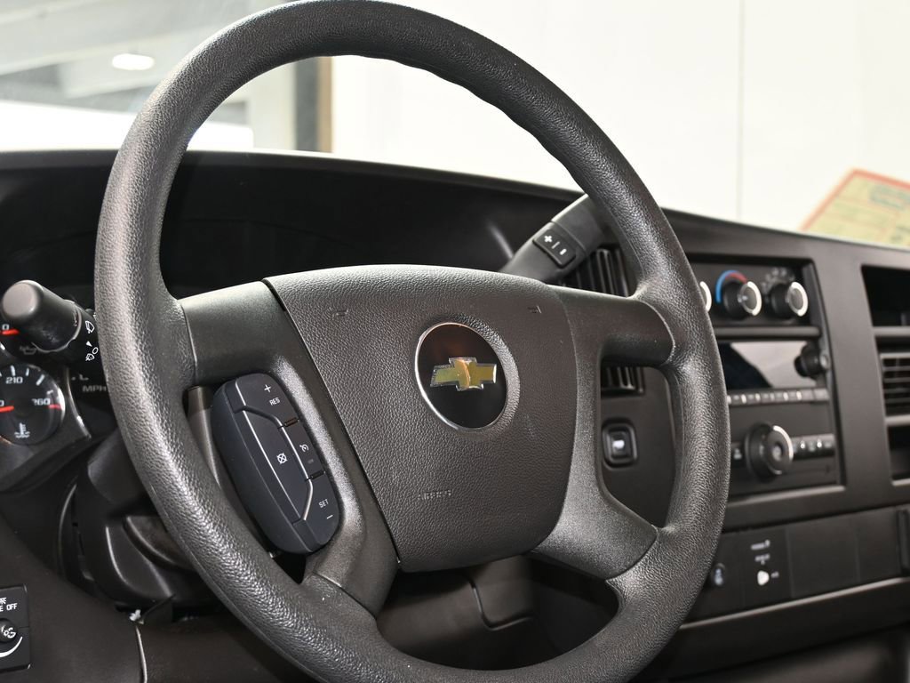 Used 2024 Chevrolet Express 2500 w/ Driver Convenience Package image 13