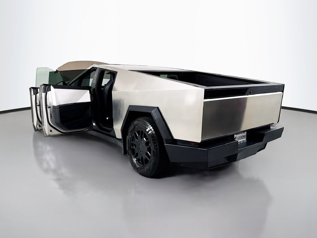 Used 2024 Tesla Cybertruck Cyberbeast AWD/4WD image 38