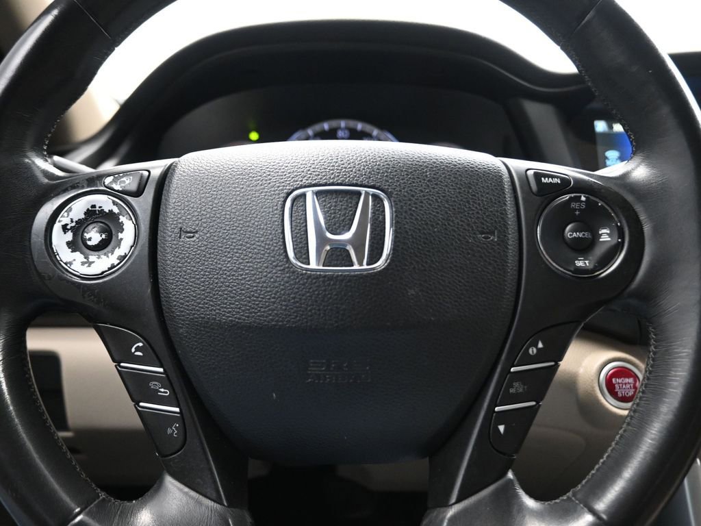 Used 2013 Honda Accord Touring image 7