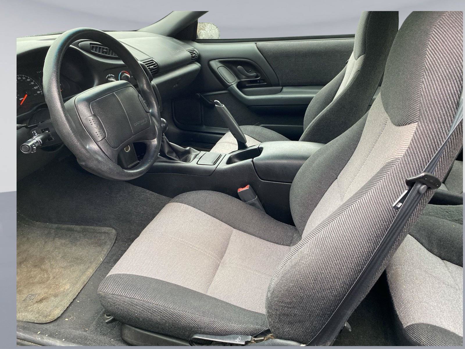 Used 1995 Chevrolet Camaro LT RWD image 3