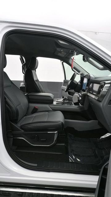 Used 2023 Ford F150 Lariat AWD/4WD image 10