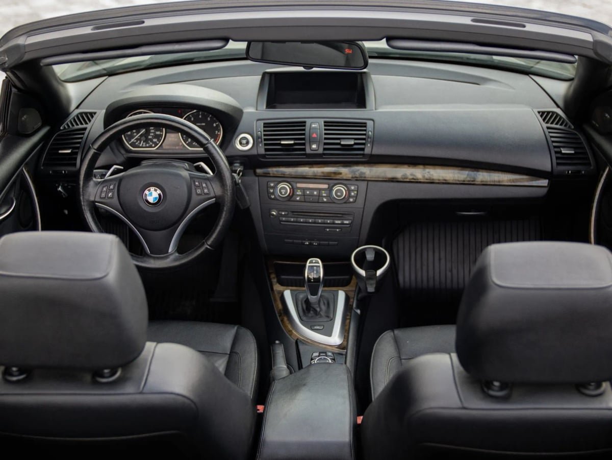 Used 2012 BMW 135i Convertible RWD image 27