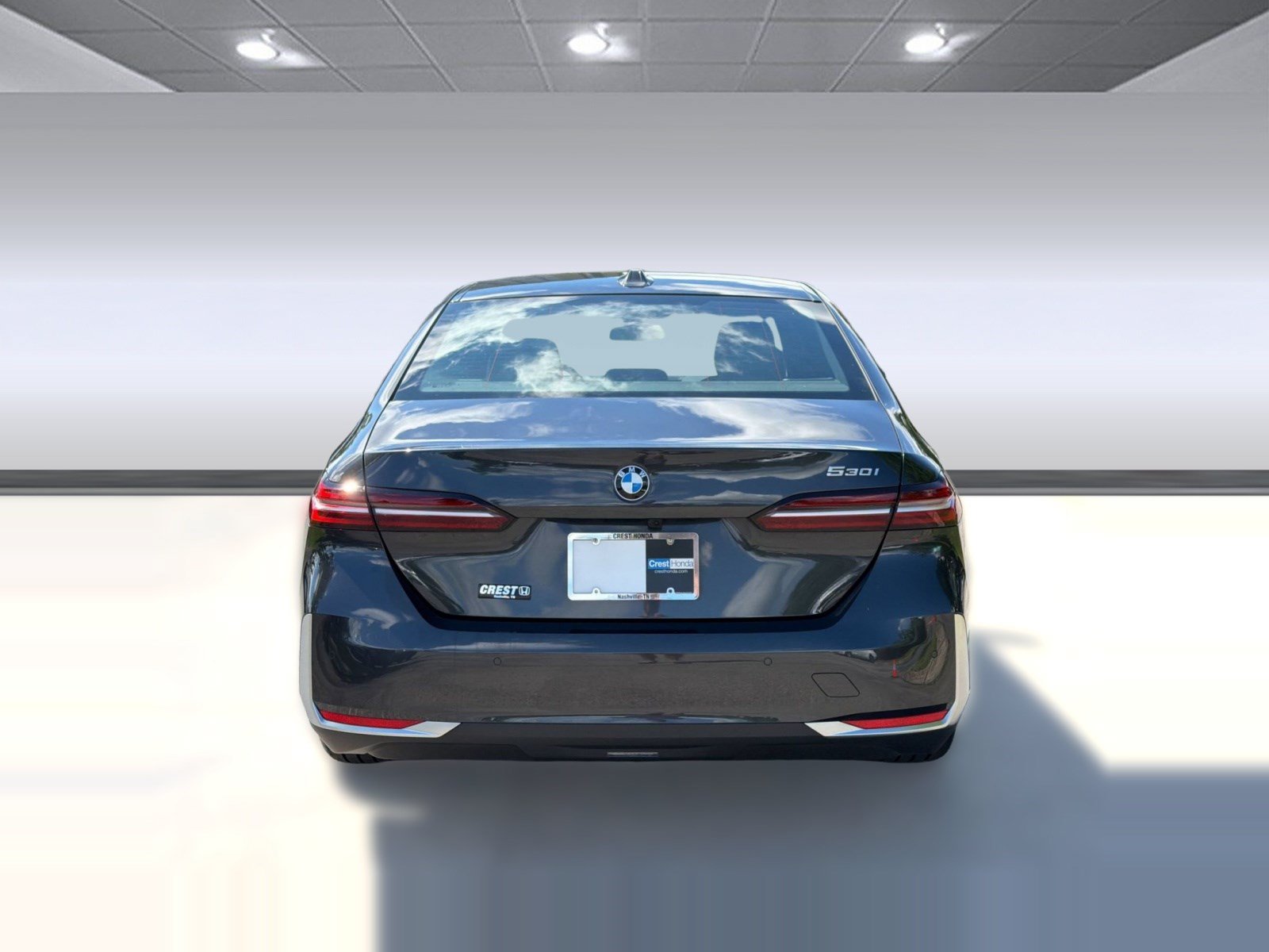 Used 2024 BMW 530i w/ Premium Package RWD image 10
