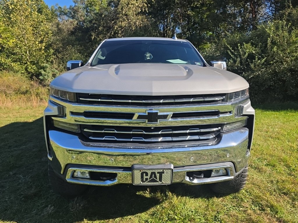Used 2019 Chevrolet Silverado 1500 LTZ w/ LTZ Premium Package AWD/4WD image 2