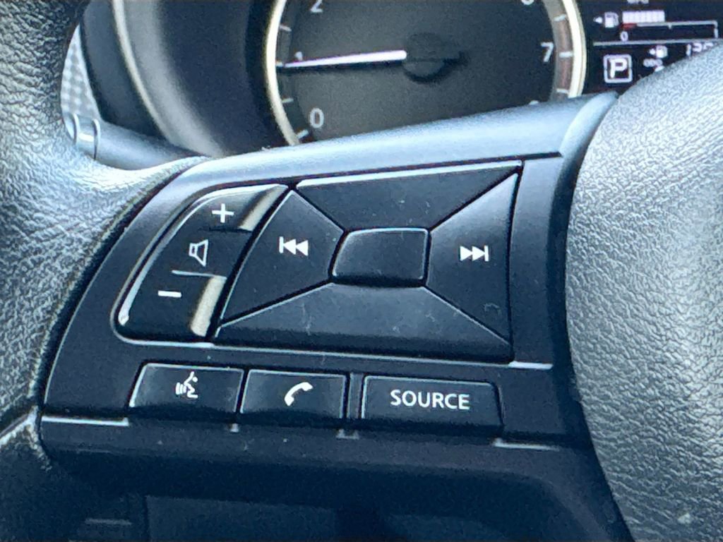 Used 2023 Nissan Kicks S image 10