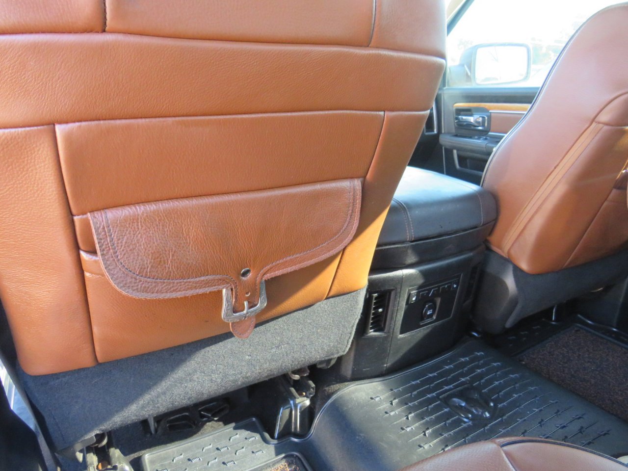 Used 2015 RAM 1500 Laramie Longhorn w/ Convenience Group image 26