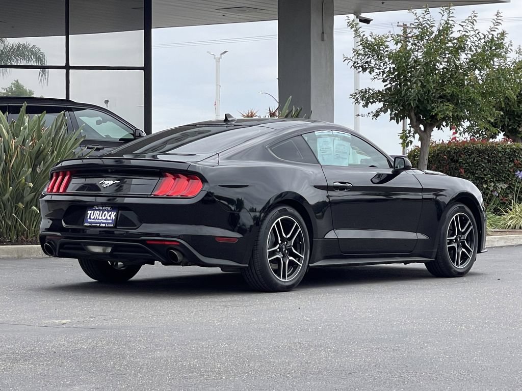 Used 2023 Ford Mustang Premium RWD image 5