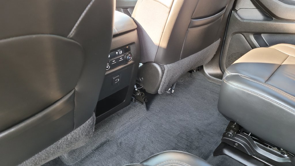 Used 2021 Chevrolet Traverse LT w/ LPO, Floor Liner Package AWD/4WD image 26