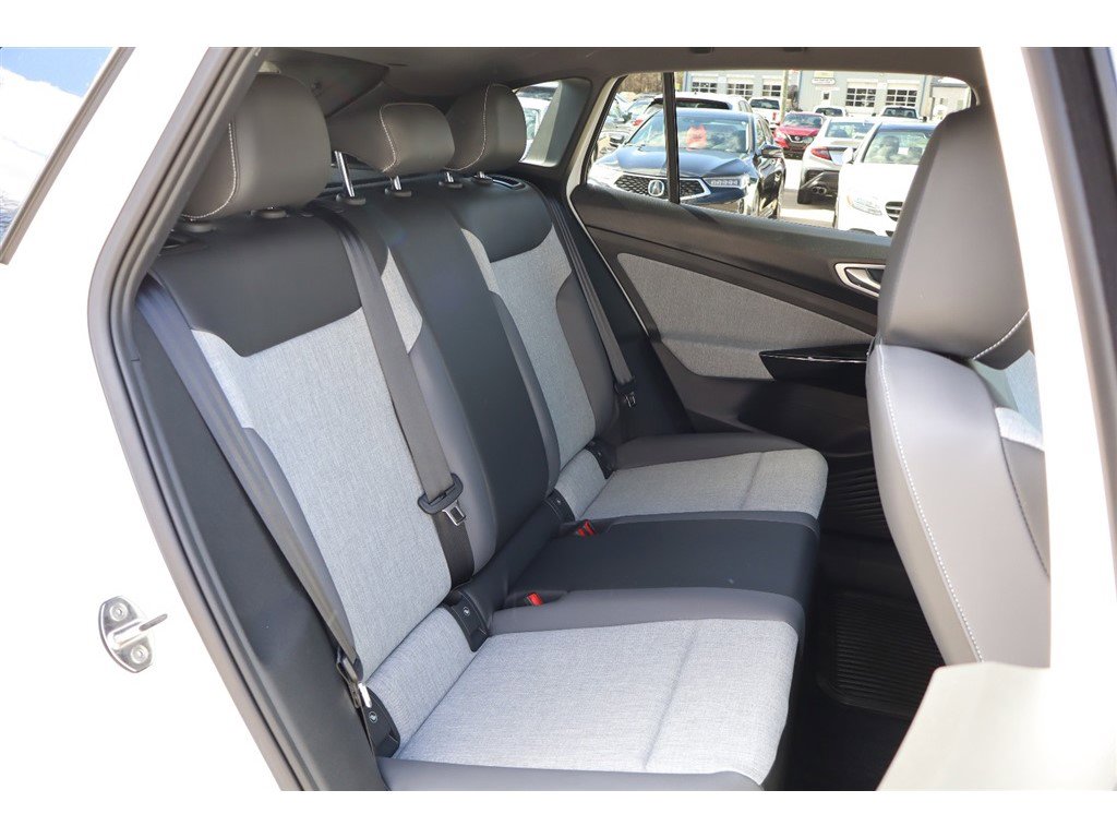 Used 2023 Volkswagen ID.4 Pro image 21