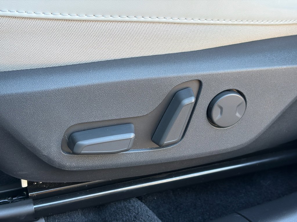 Used 2023 Kia Niro Wind w/ Wind Preserve Package image 6