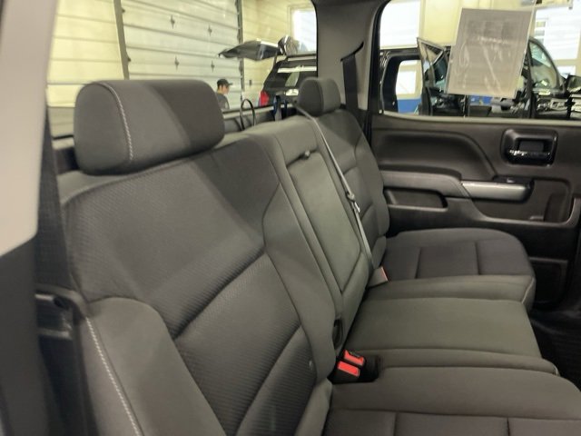 Used 2018 Chevrolet Silverado 1500 LT w/ All Star Edition image 33