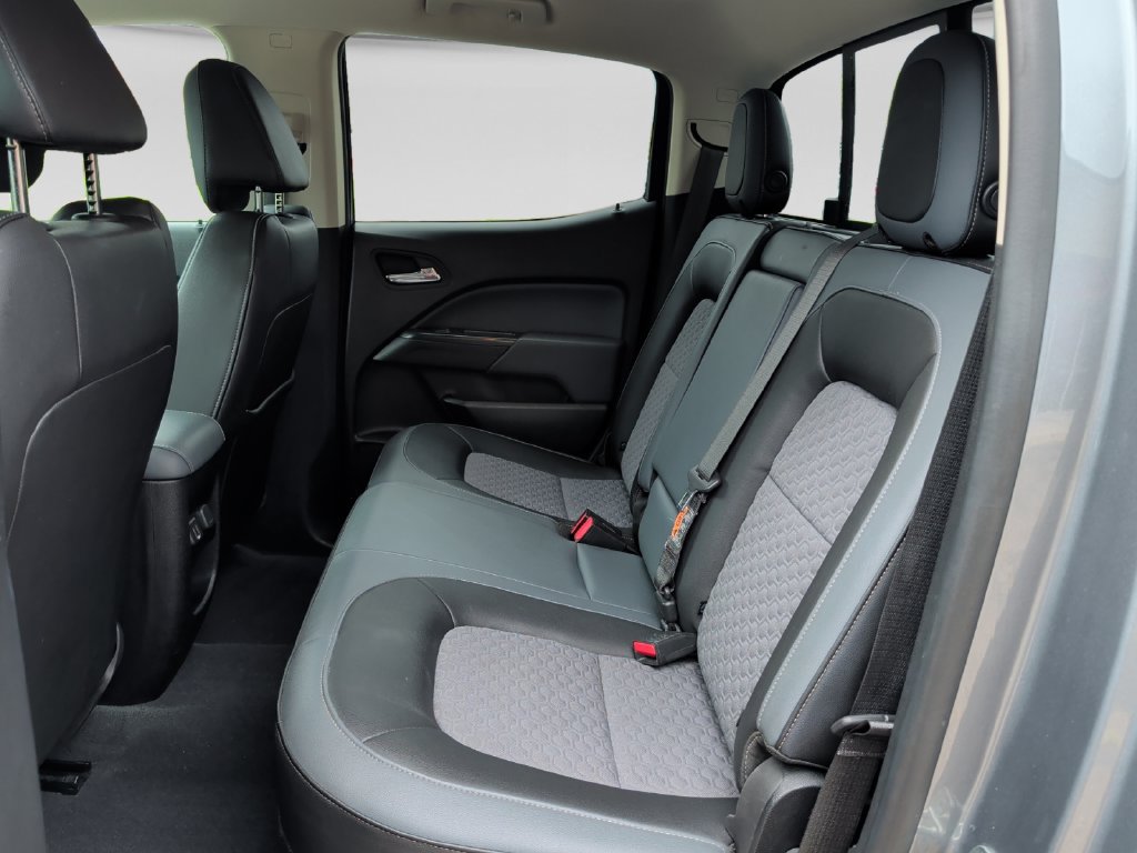 Used 2019 Chevrolet Colorado Z71 AWD/4WD image 31