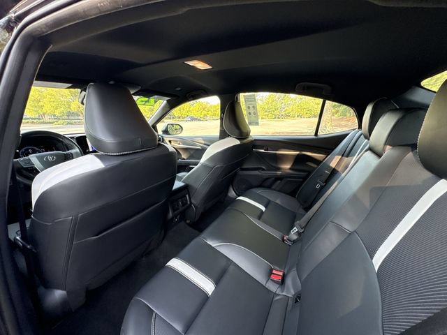 Used 2025 Toyota Camry SE FWD image 24