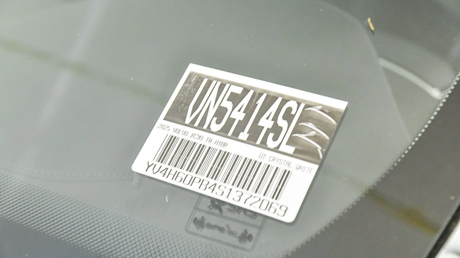 Used 2025 Volvo XC90 T8 Plus w/ Protection Package Premier image 33