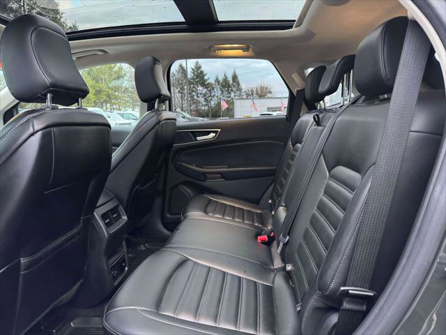 Used 2022 Ford Edge SEL w/ Convenience Package image 11