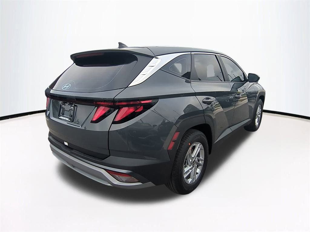New 2026 Hyundai Tucson SE image 5