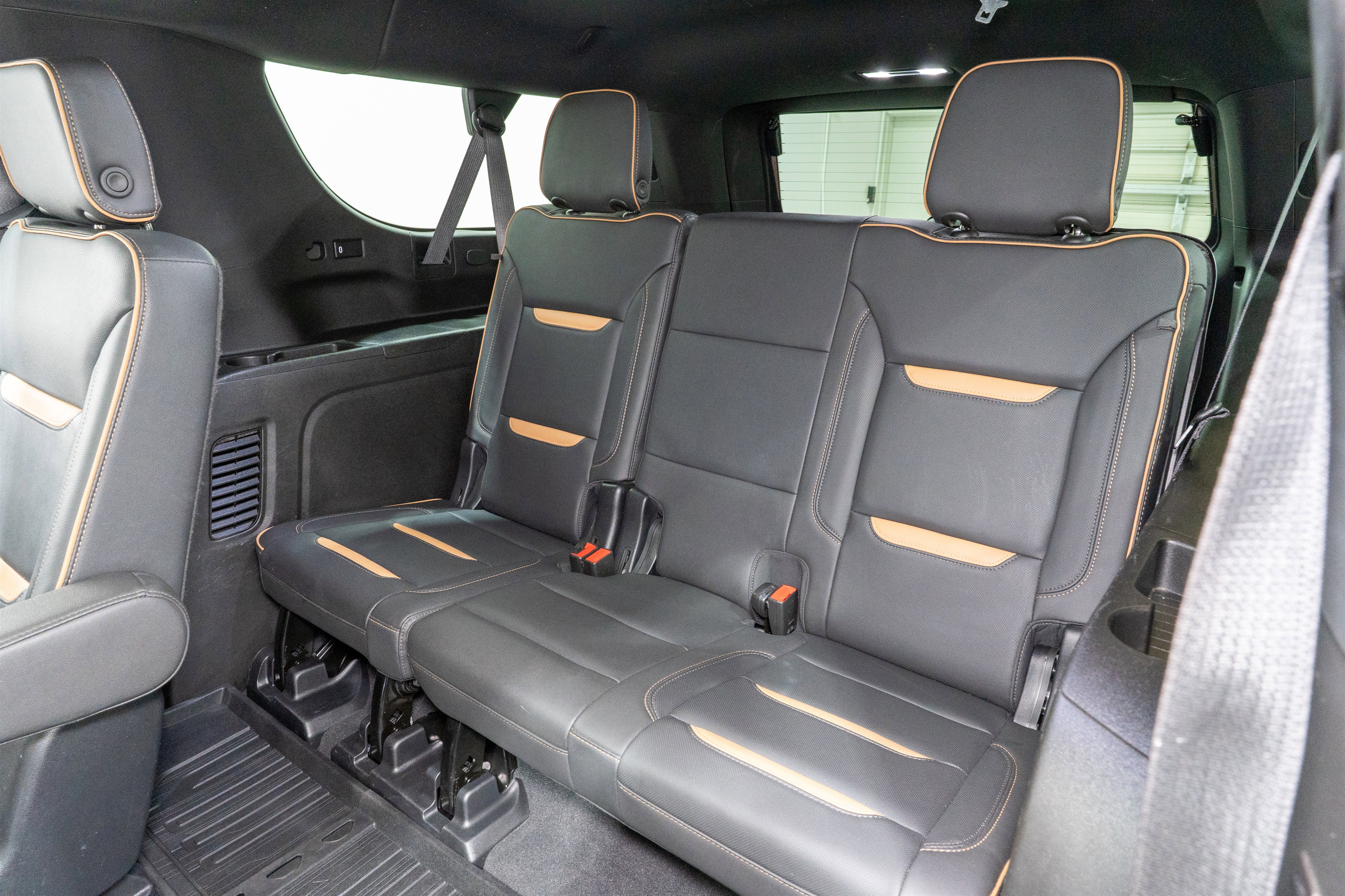 Used 2022 GMC Yukon XL AT4 w/ Max Trailering Package AWD/4WD image 33