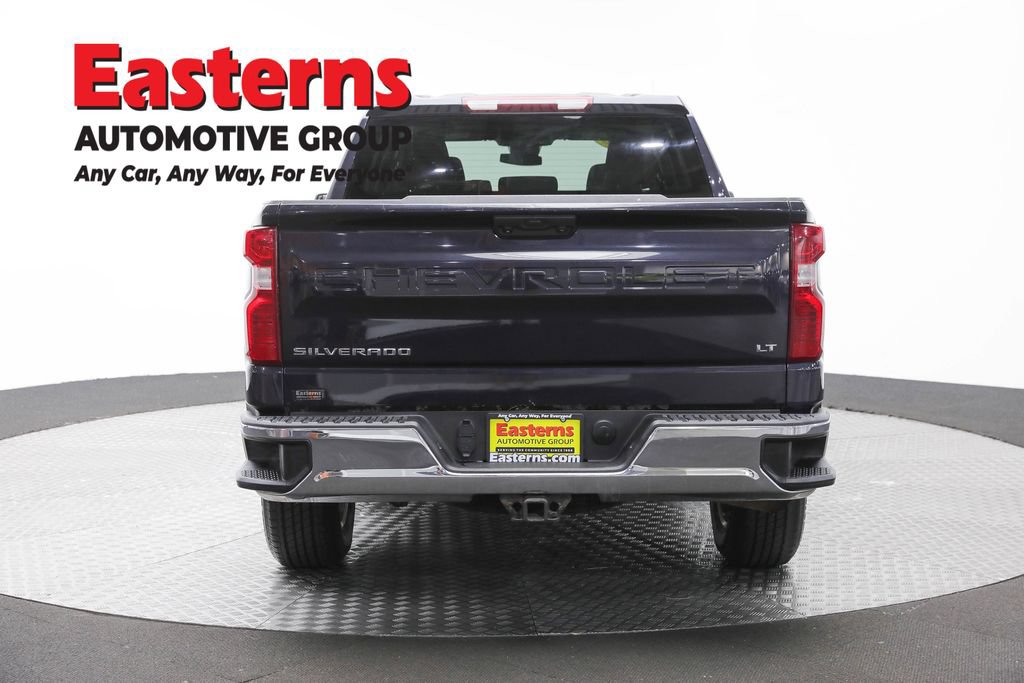 Used 2022 Chevrolet Silverado 1500 LT AWD/4WD image 6