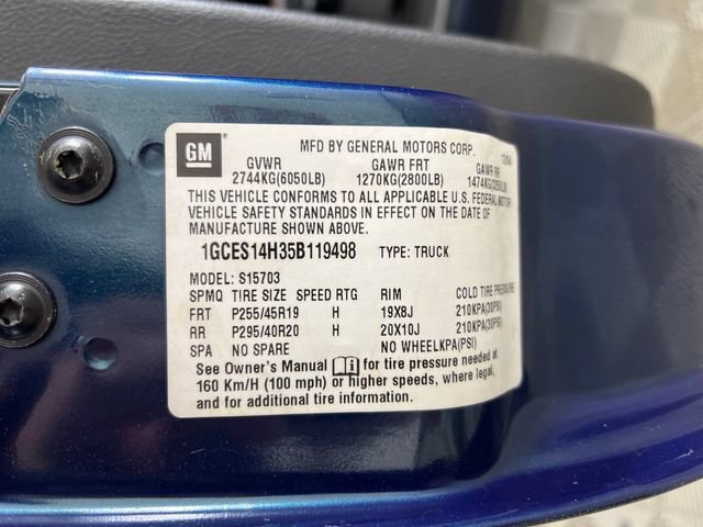 Used 2005 Chevrolet SSR Base w/ Preferred Equipment Group image 26