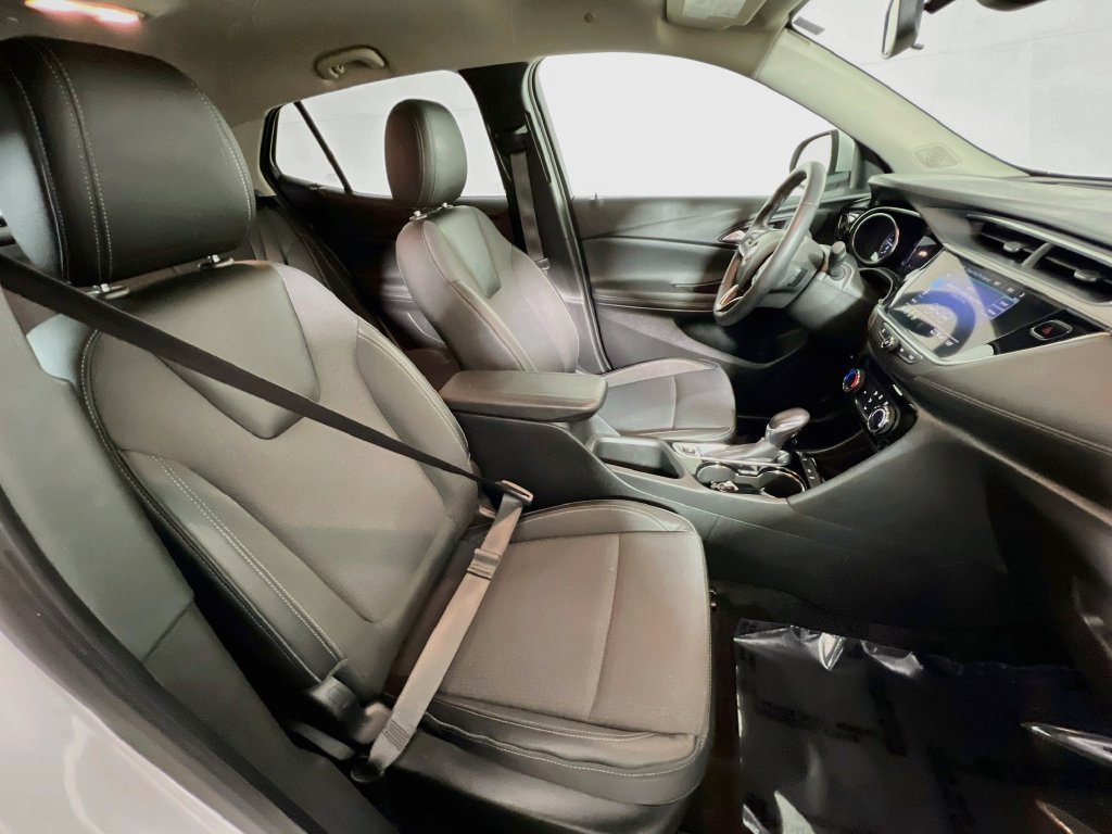 Used 2021 Buick Encore GX Preferred FWD image 24