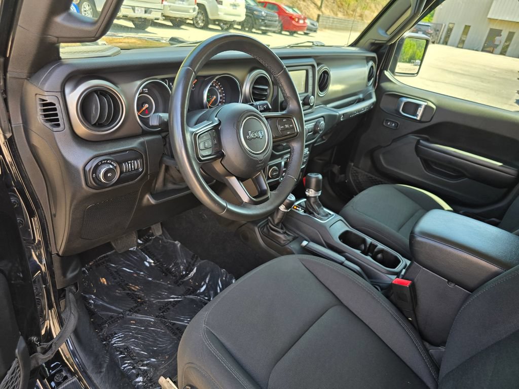 Used 2019 Jeep Wrangler Sport AWD/4WD image 23
