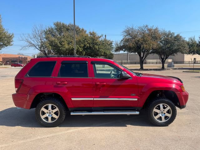 Used 2009 Jeep Grand Cherokee Laredo image 4